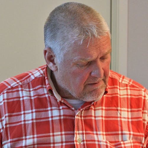 Harald Lekven (Sp) karakteriserte det heile som ein knipetangmanøver. (Foto: Kjetil Osablod Grønvigh)
