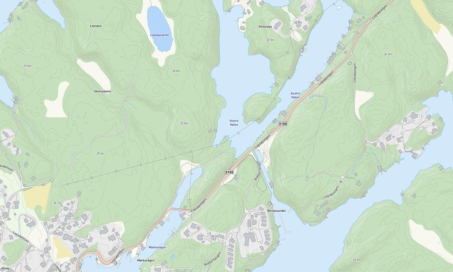 Kanalen skil Lepsøy frå fastlandet, men å padla frå Vestre Hølen til Blindasundet er ikkje alltid enkelt. (Kart: Bjørnafjorden kommune)