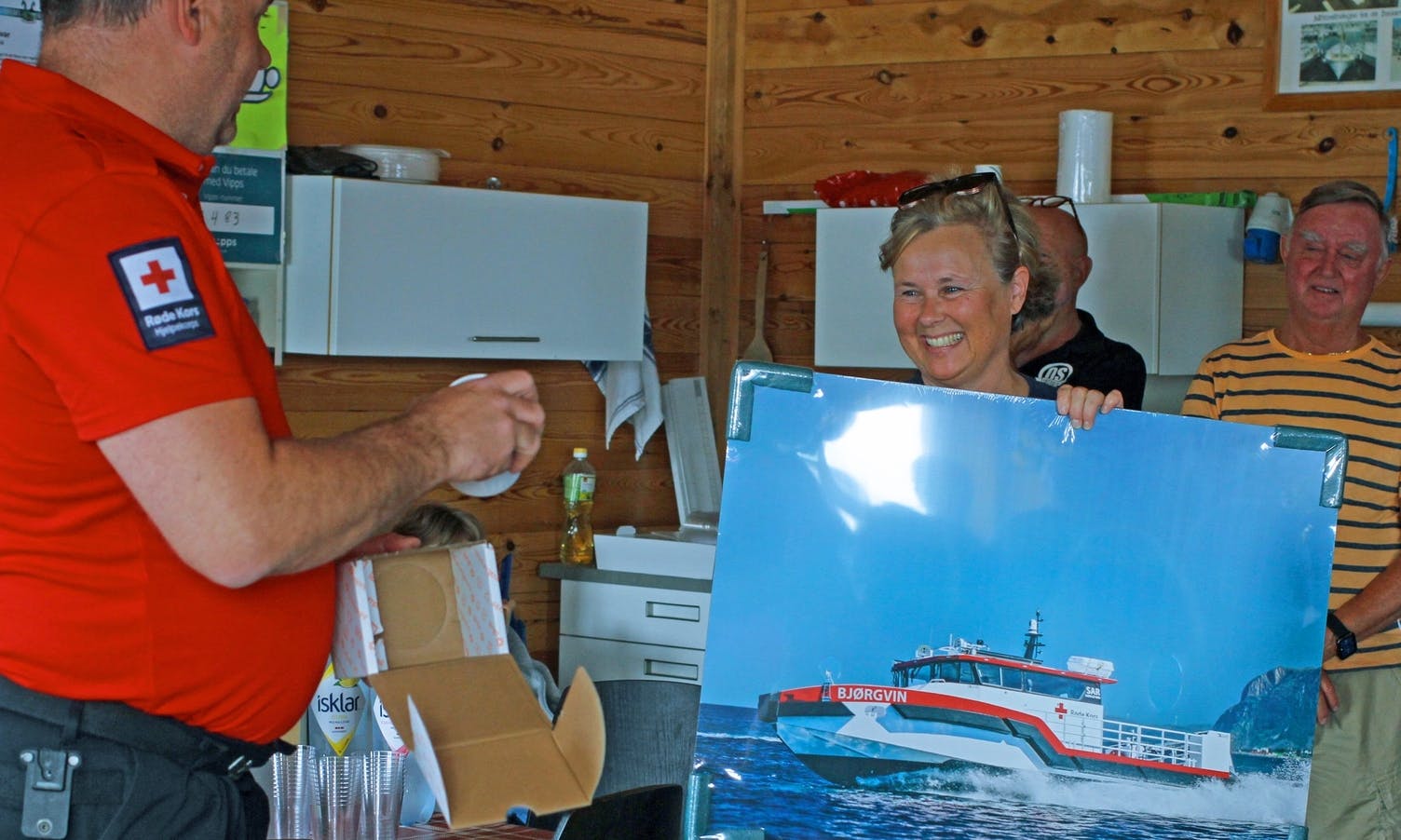 Norges største Røde Kors-båt ble vist til sponsorene 