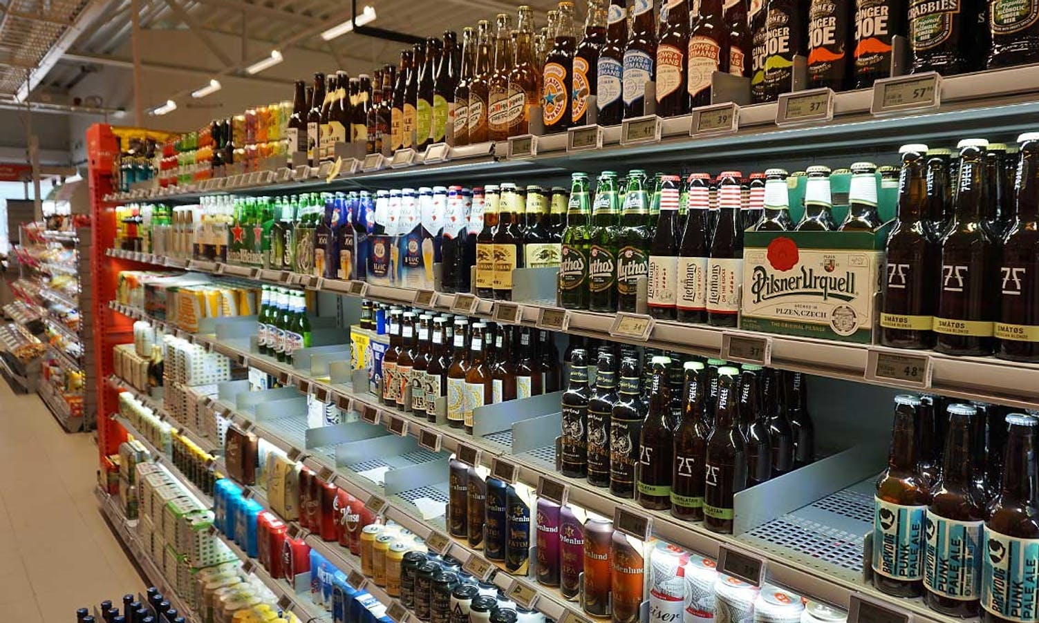 Øl-hyllene er i ferd med å bli fulle. (Foto: KVB)