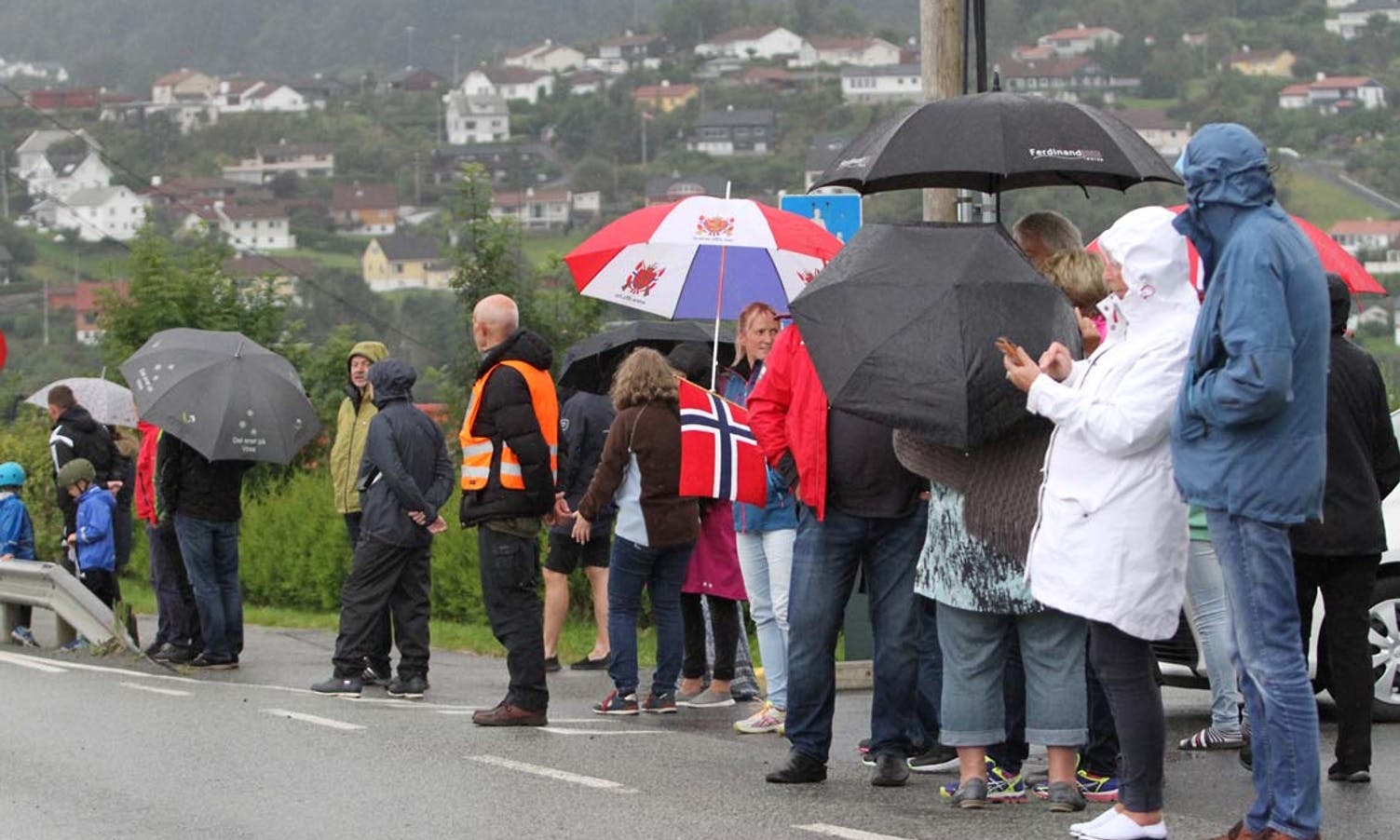 Tour des Fjords - Folkefesten på Osøyro (foto: Andris Hamre)